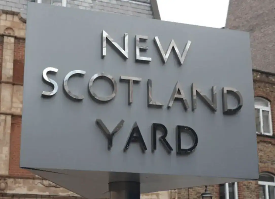 Met Police Officer Dismissed for Using Work Phone to Contact Sex Workers