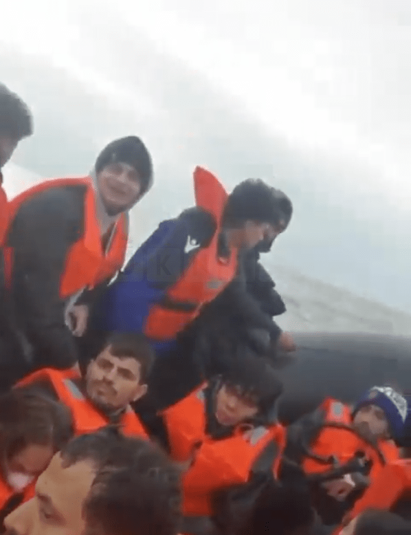 Migrant Dies as Over 150 Cross Channel to UK on Eighth Consecutive Day of Small Boat Arrivals