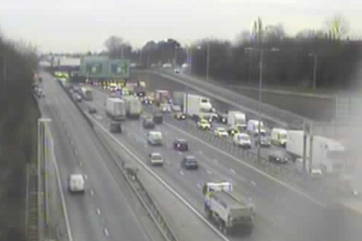 Serious Crash’ Sparks Major Delays and Partial Closure Near Swanley Interchange