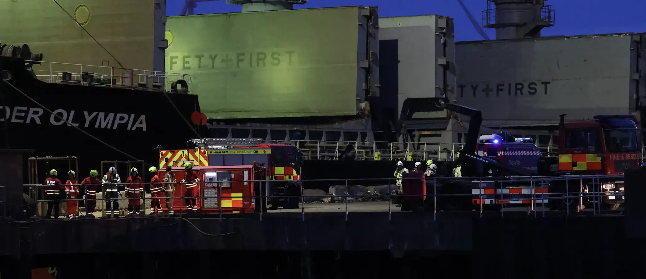 Major Firefighting Operation Underway Aboard Bulk Carrier “SIDER OLYMPIA” in Gravesend