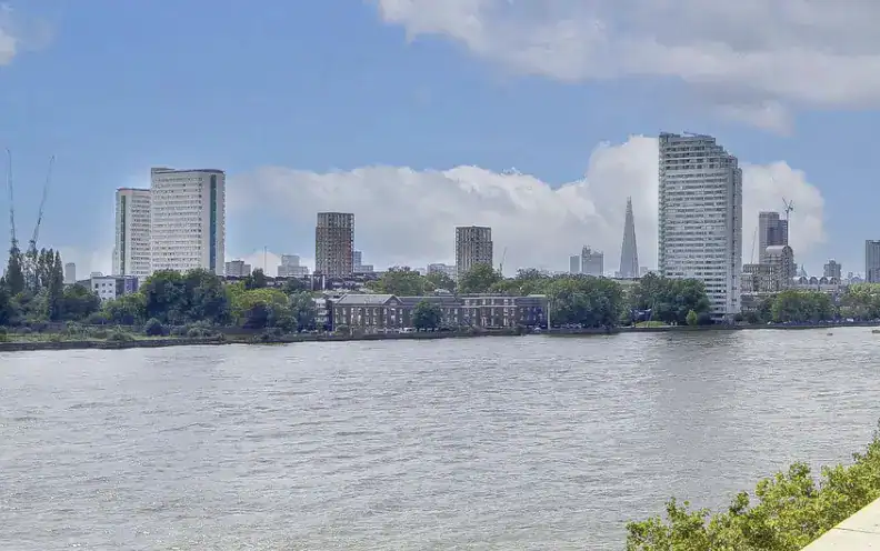 Body Found In Search For Missing 11-year-old Girl In River Thames Body Found in Search for Missing 11-Year-Old Girl in River Thames