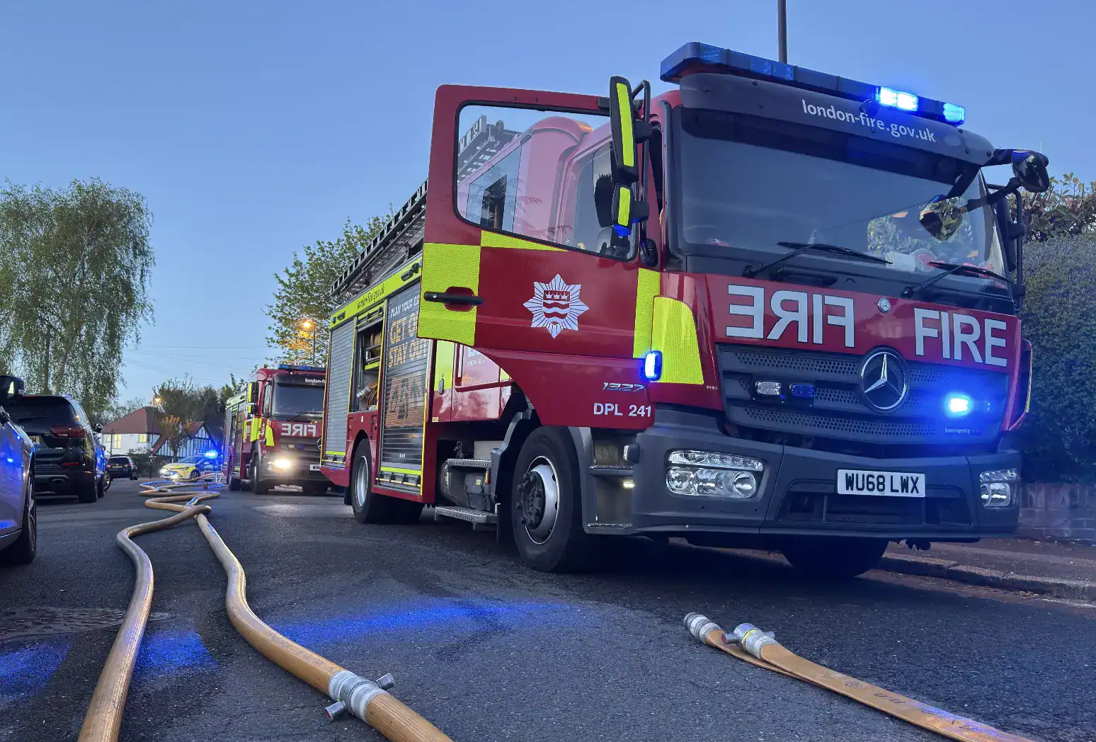Major Blaze Tackled in Coulsdon as Gas Cylinder Explosion Sparks Fire Investigation