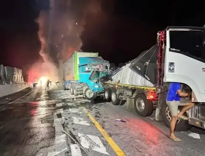 Seven Dead, 53 Injured in Fiery Bus Collision in Thailand
