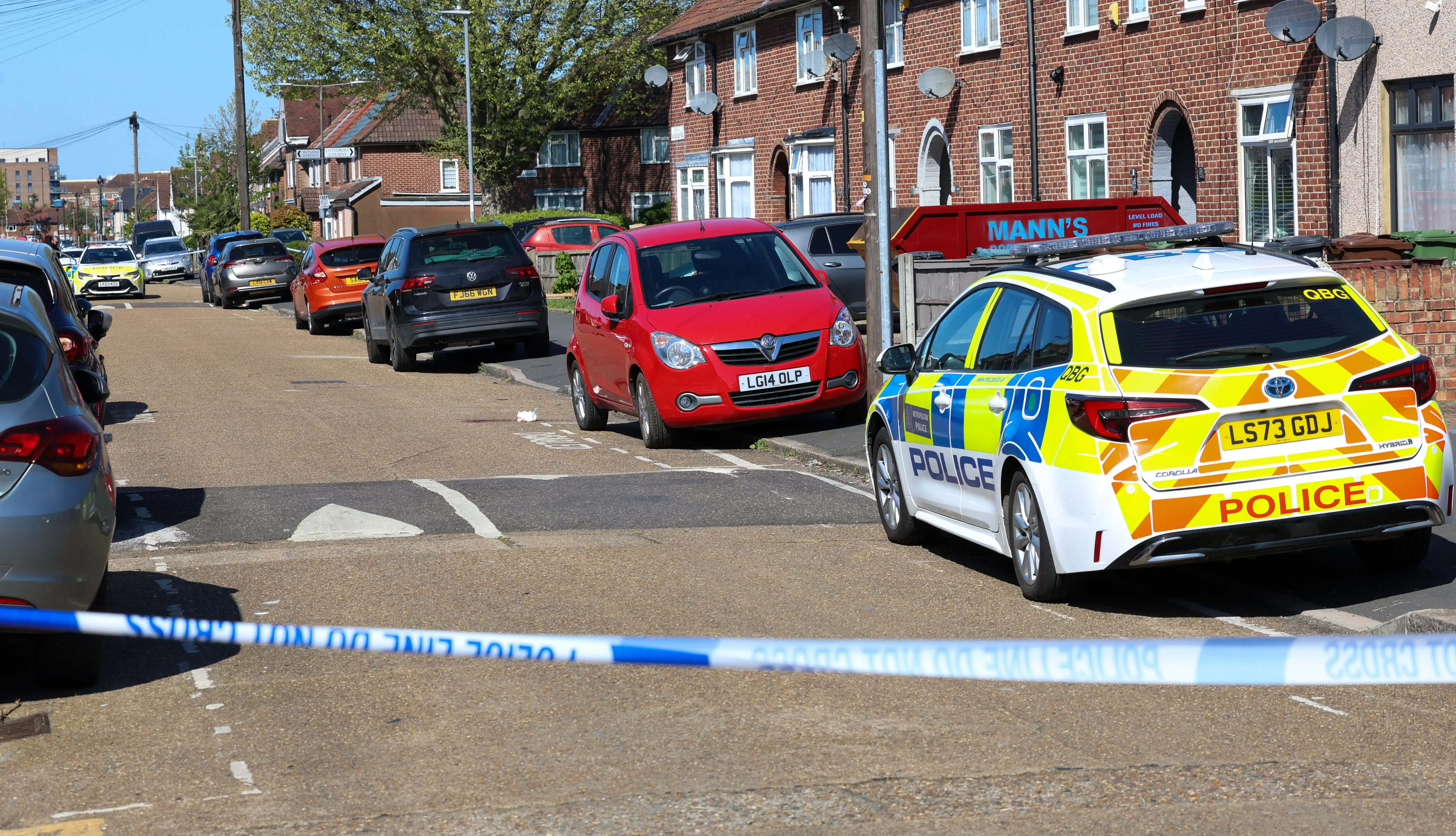 Man Hospitalised Police probe Hit and run Over Car Sale Dispute in Dagenham
