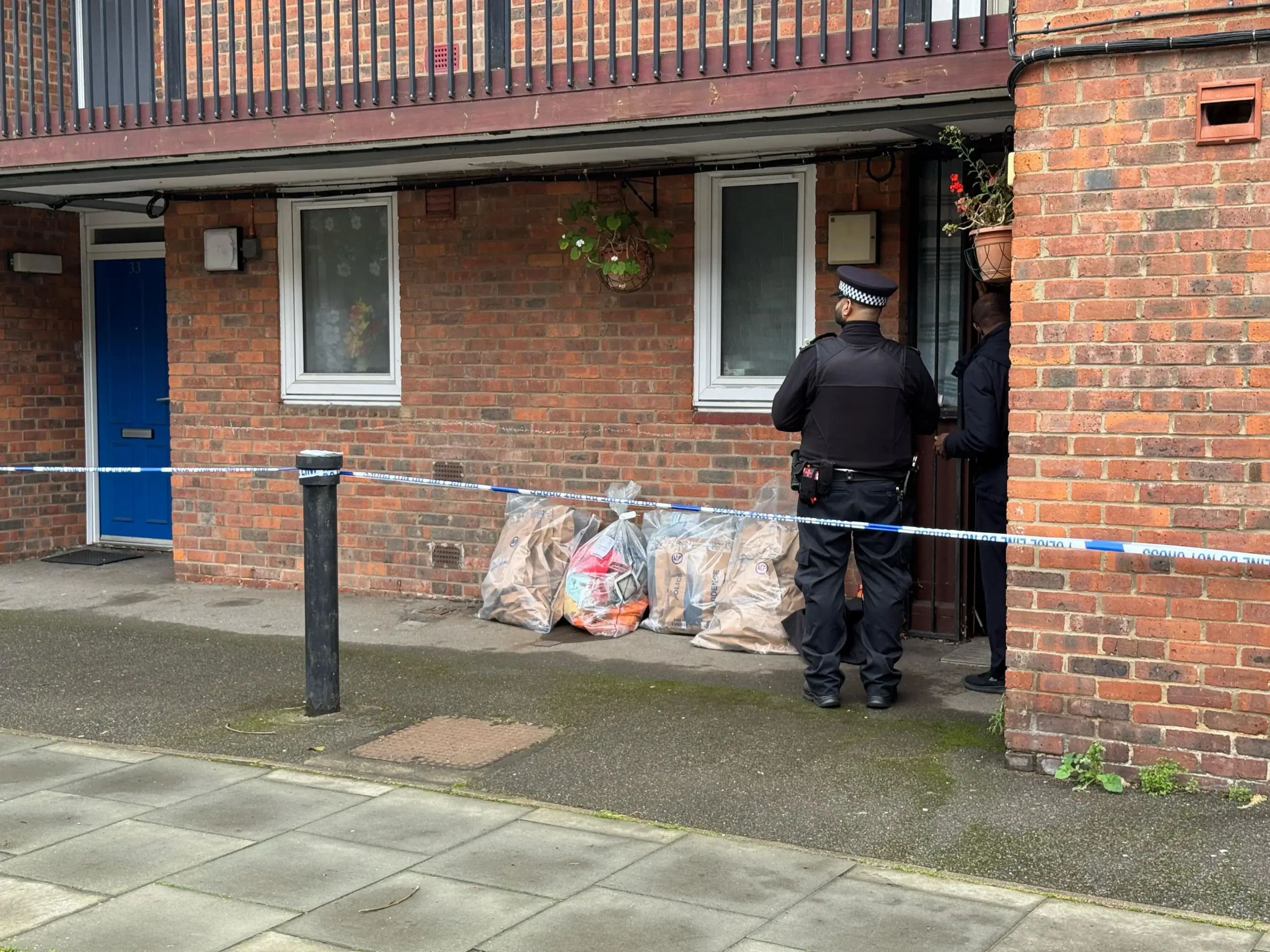 Six Arrested as Murder Investigation Launched Following Fatal Stabbing in Walworth