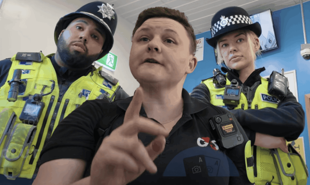 Auditor Arrested at Devizes Jobcentre After Security Guard Alleges Assault