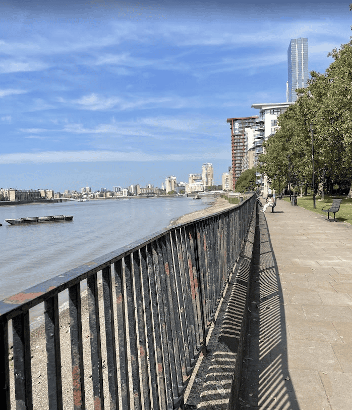 Emergency Services Respond to Reports of Person in the Water in Silvertown