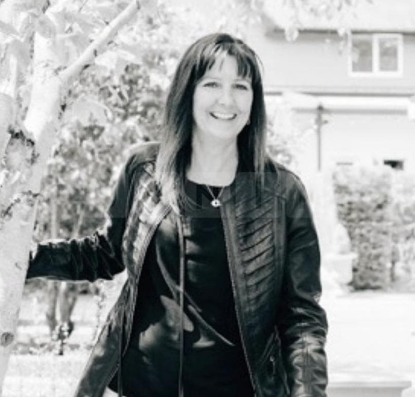 Husband Pays Heartbreaking Tribute to ‘Beautiful’ Wife Killed in Golf Club Collision