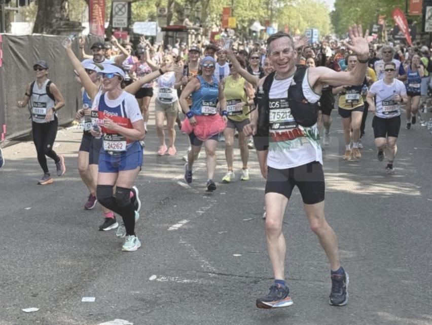London Ambulance Service Runners Raise Nearly £30,000 in London Marathon for Charity