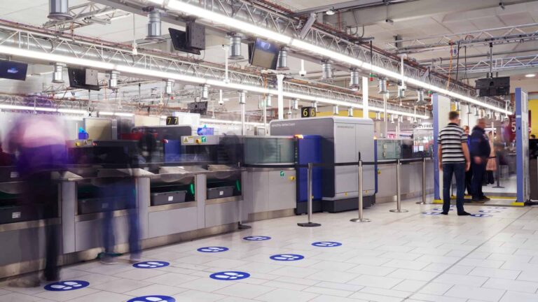 London Gatwick Introduces CT Scanners – No More Plastic Bags or Device Removal