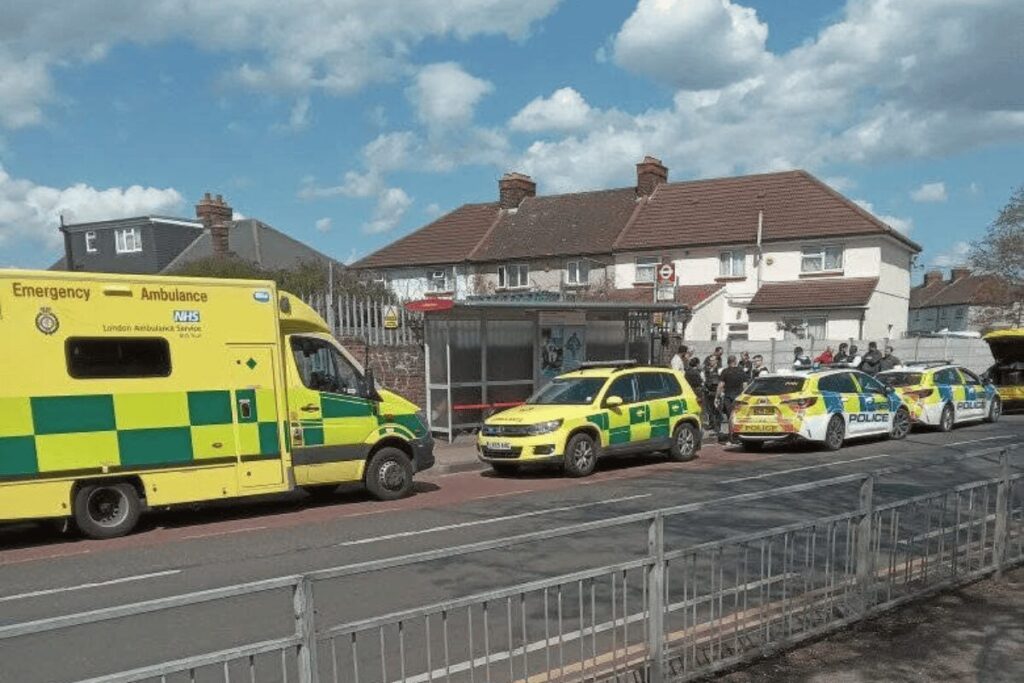 Man Dies After Falling Unwell at Dagenham Bus Stop Near Primary School