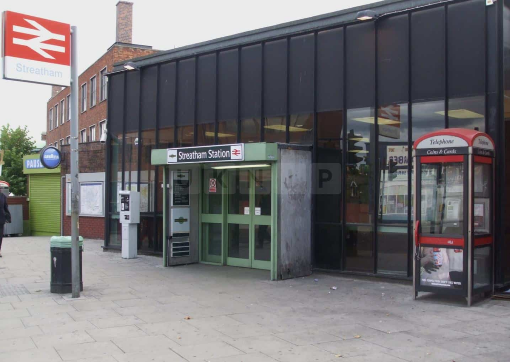 Man Stabbed Outside Streatham Railway Station as Police Launch Investigation