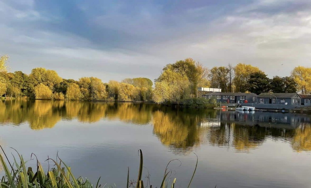 Police Close Brooklands Lake in Dartford as Search Intensifies for Missing Man Wayne Parchment