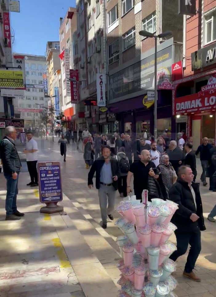 Powerful Earthquake Strikes Istanbul, Followed by Aftershock