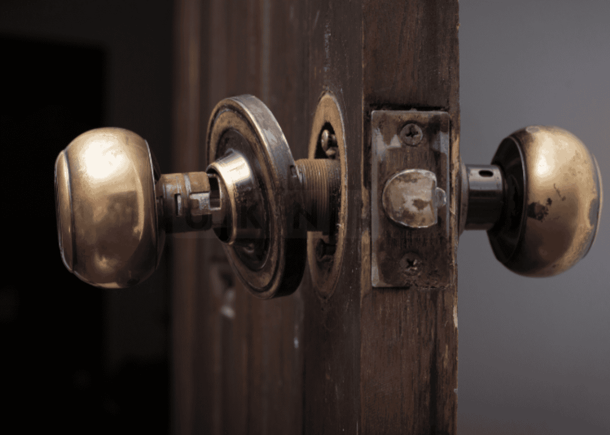 The Alarming Rise of Lock-Bumping Crimes in London and How to Prevent Them – (ID 1701532)