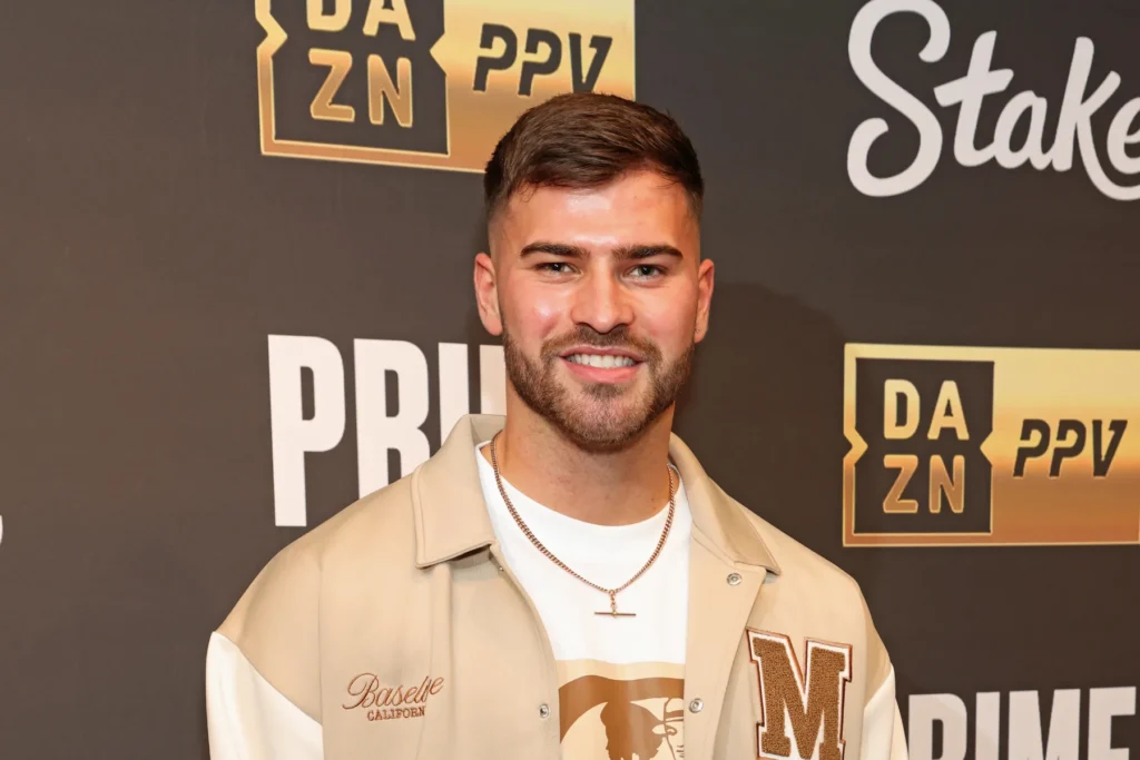 Met Police Officer Jailed for Assault After Using PAVA Spray and Baton on Restrained Man in Hospital – UKNIP