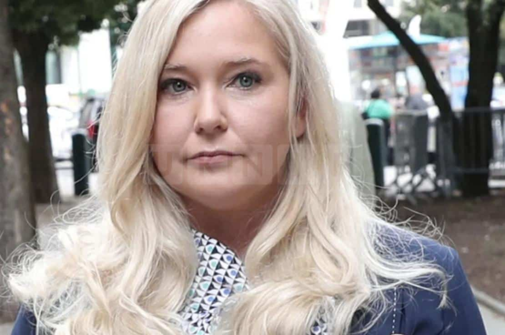 Virginia Giuffre, Epstein Accuser, Dies at 41