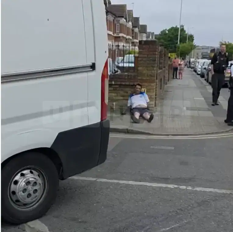 Ilford Car Chase: Stolen Vehicle Rams Police and Crashes Into Cars Before Arrest