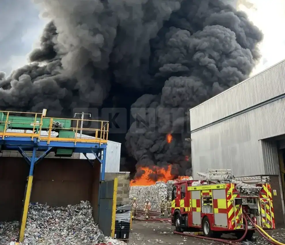 Major Incident Declared as Huge Fire Rips Through Recycling Warehouse in Northamptonshire