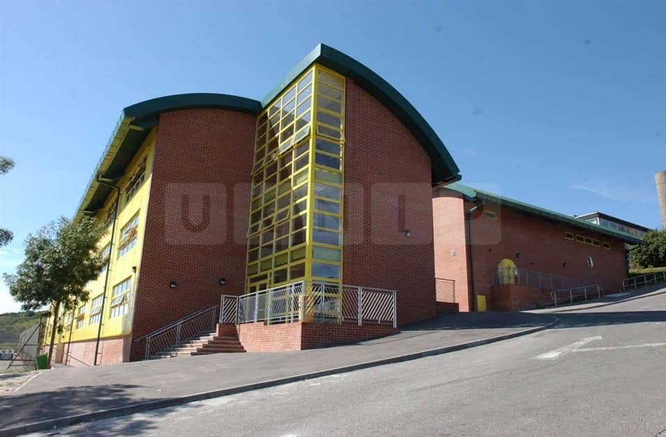 Astor Secondary School in Dover Closed Amid Urgent Incident Investigation