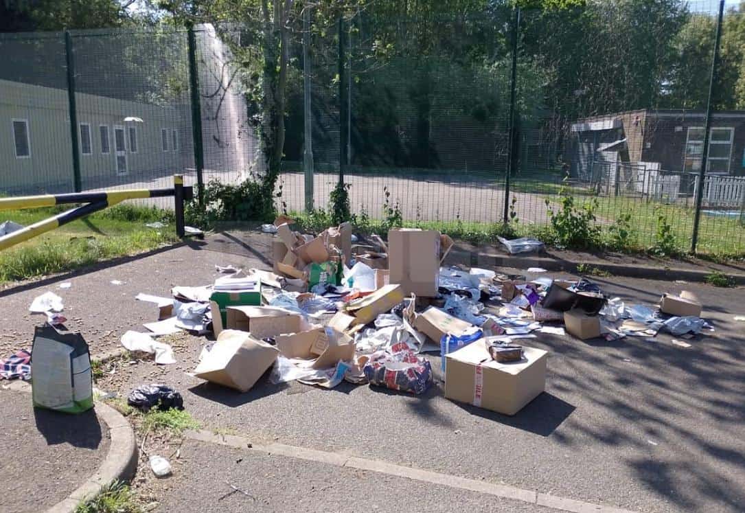 Chaos in Wallington as Evri Packages Found Dumped Near School
