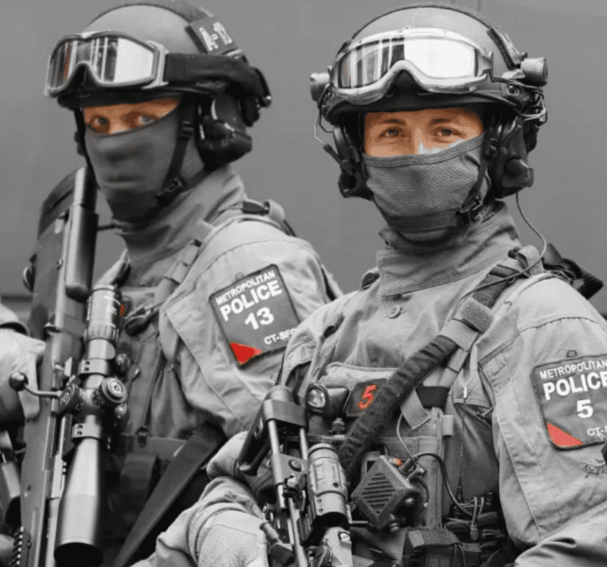 Five Iranian Nationals Held Over Suspected Terror Plot as Met Secures Warrants for Extended Detention