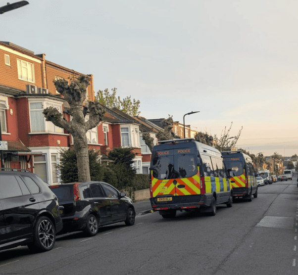 Heavy Police Presence on Castlewood Road, London N16, as Met Launches Early Morning Raid