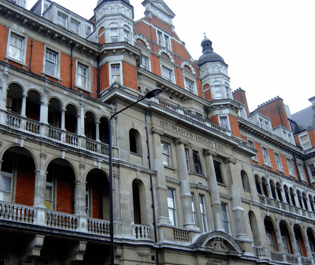 Major Fire Response at Mint Wing of St Mary’s Hospital in London — Staff Evacuated