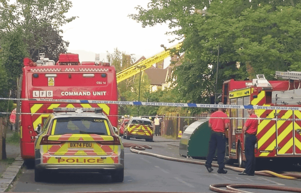 Major House Fire in Streatham – 70 Firefighters Battle Blaze on Woodbourne Avenue