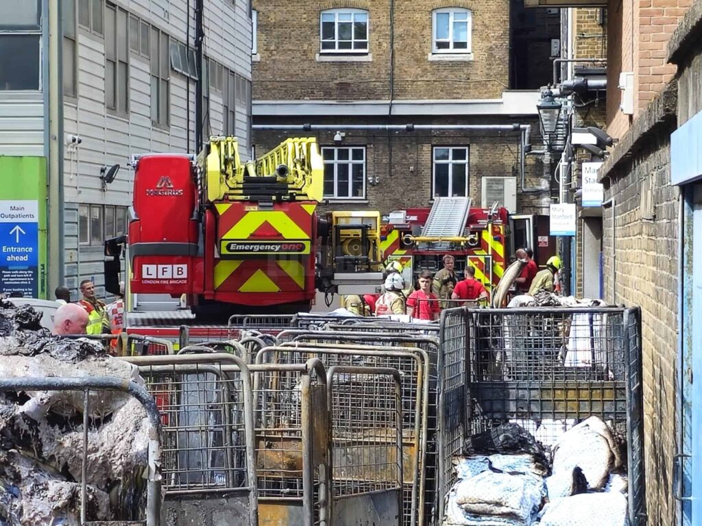 Paddington Hospital Fire: 70 Evacuated as Firefighters Tackle Blaze on Winsland Street