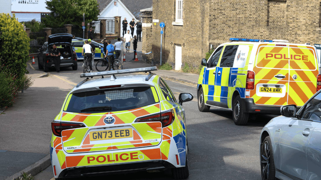 River Thames Tragedy: 9-Year-Old Girl Missing in Gravesend as Boy Taken to Hospital