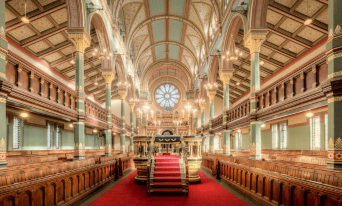 SAS Storm Terror Suspects as Police Foil Chilling Synagogue Attack Plot