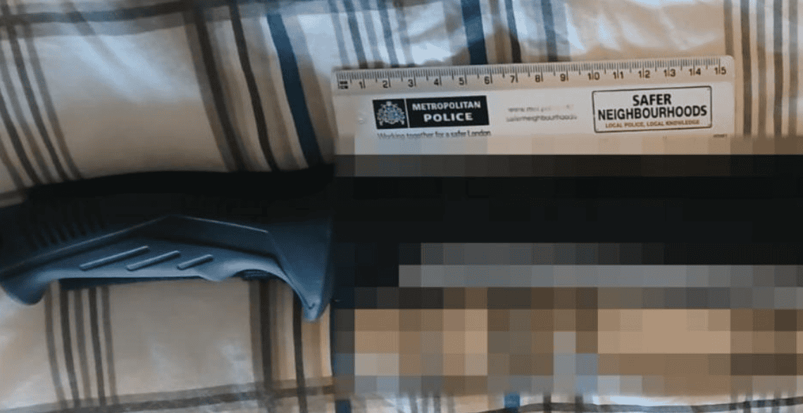 Three Arrested for Kidnapping and Threats to Kill as Police Discover Large Weapon in Lewisham