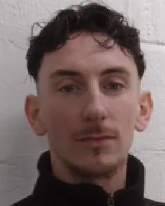 Urgent Hunt for 3 Escaped Prisoners in Thames Valley