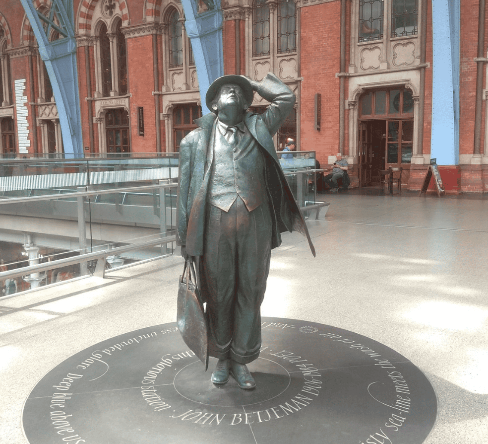 Emergency services respond as passengers evacuated at major London transport hub