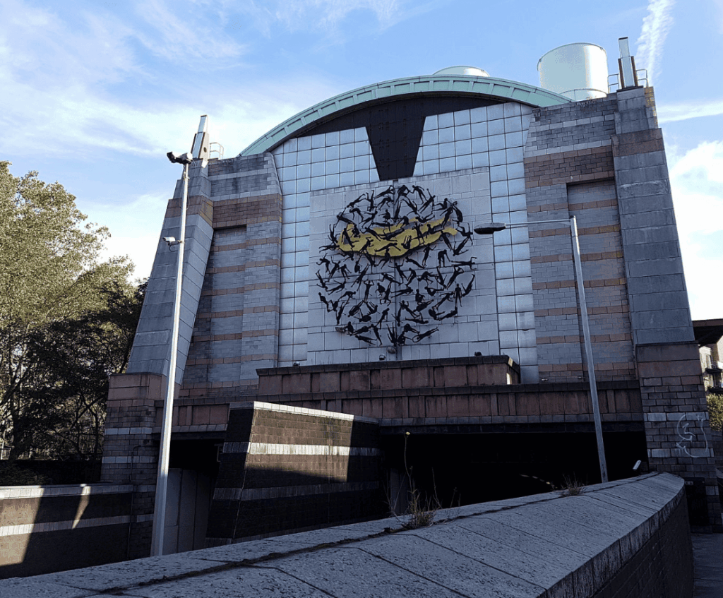 London Travel Chaos: Rotherhithe and Limehouse Link Tunnels Closed