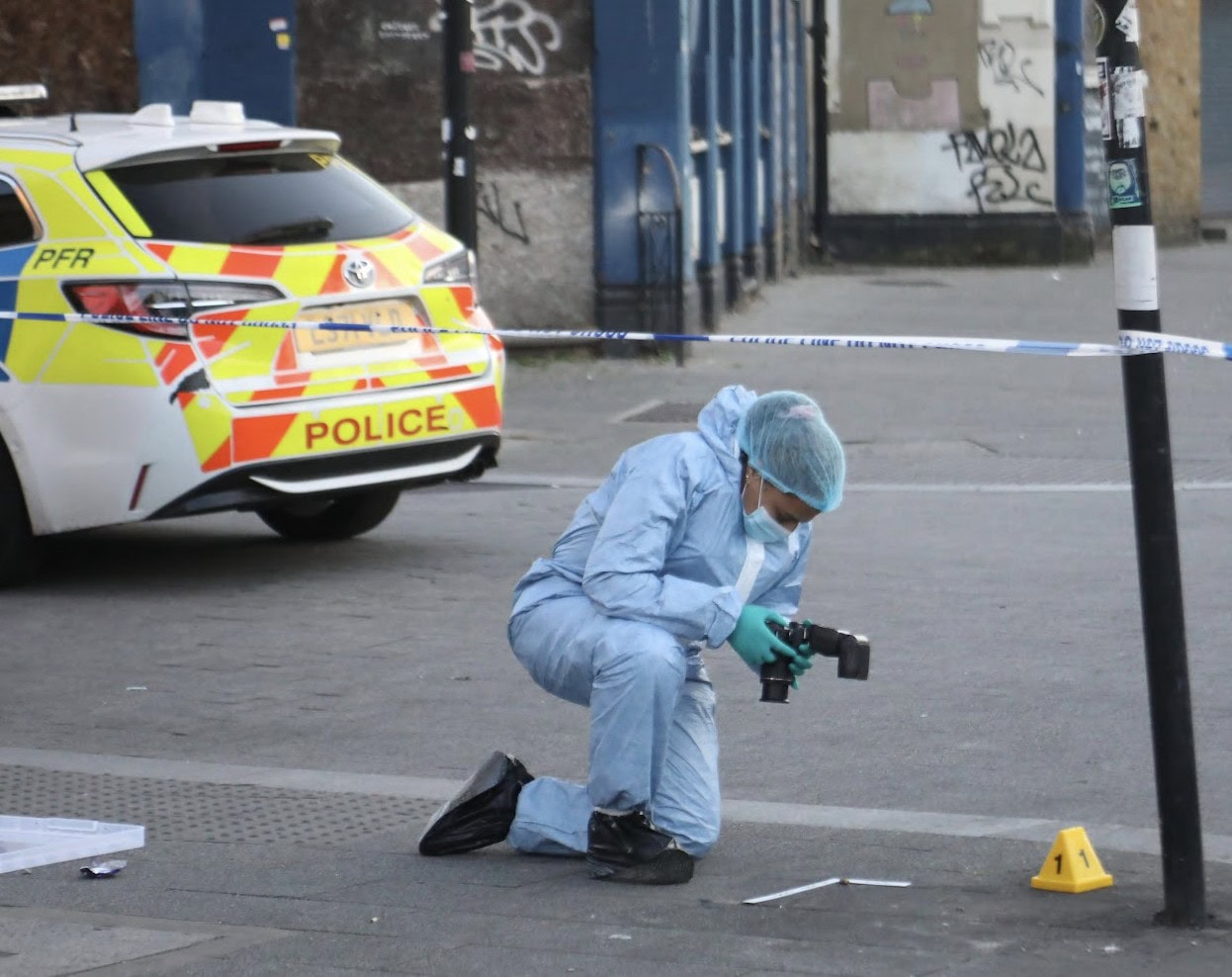 Man Arrested After Knife-Wielding Group Spotted in Amhurst Park, North London