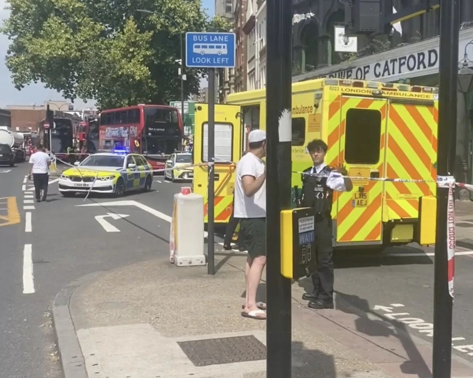 Two Injured in Stabbing on TfL Bus During Attempted Robbery in Catford