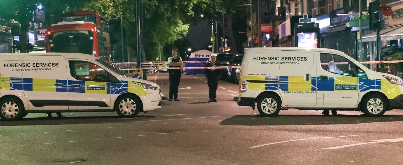 Murder Investigation Launched After Man Fatally Stabbed Outside Wetherspoon’s in Chingford Mount