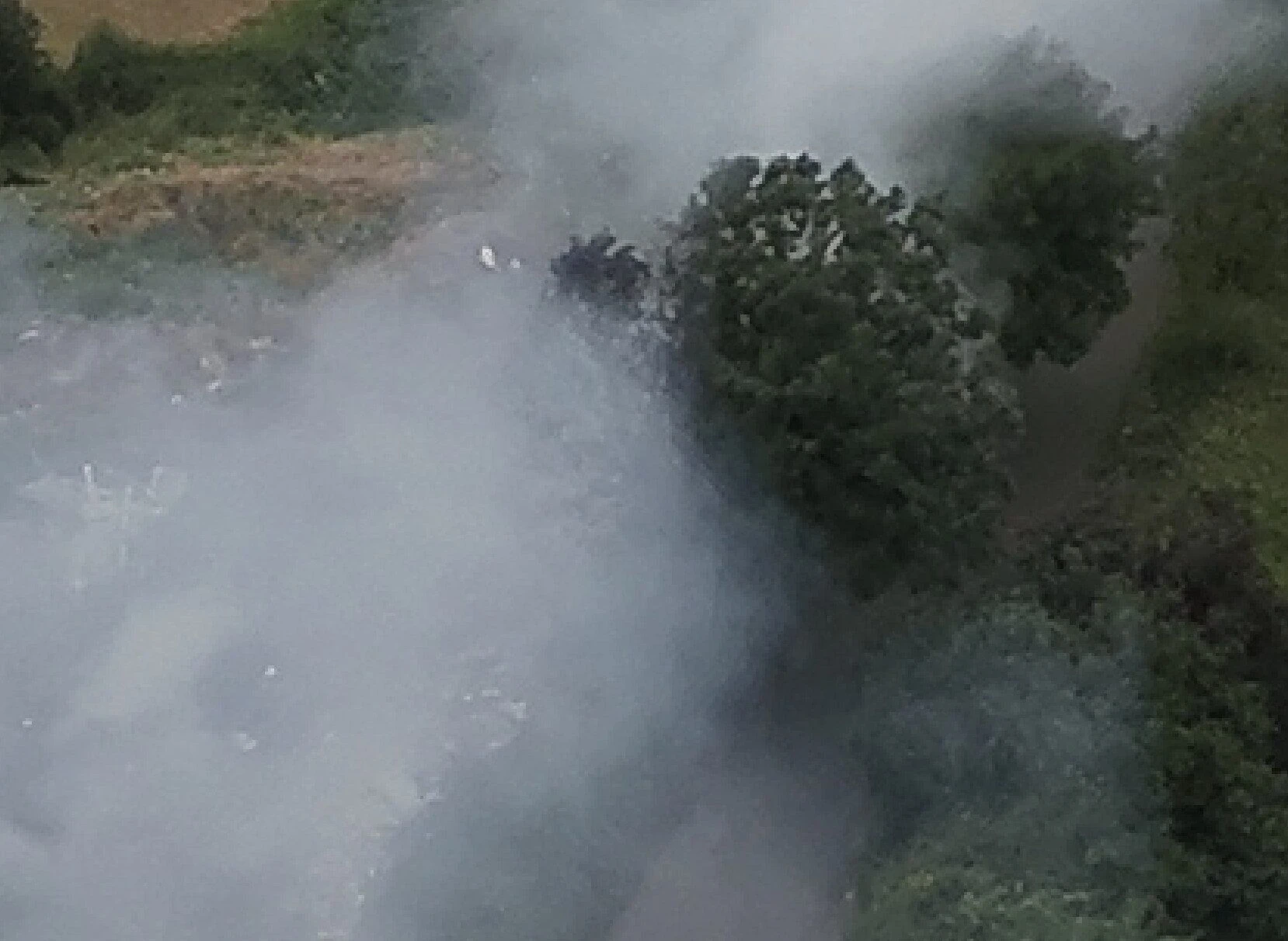 Major Blaze Sends Toxic Smoke Plume Over Sidcup – Homes Told to Keep Windows Shut