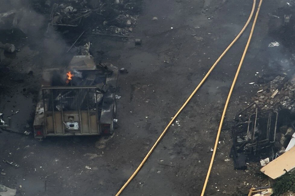 Major Blaze Sends Toxic Smoke Plume Over Sidcup – Homes Told to Keep Windows Shut