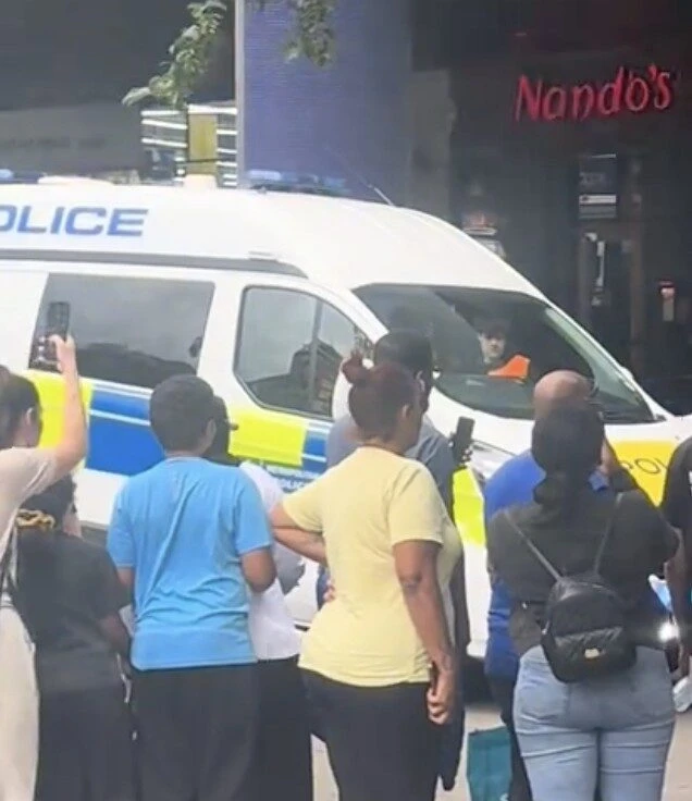 Seven Arrested After Wood Green Shop Disturbance Leaves Eleven Police Officers Injured