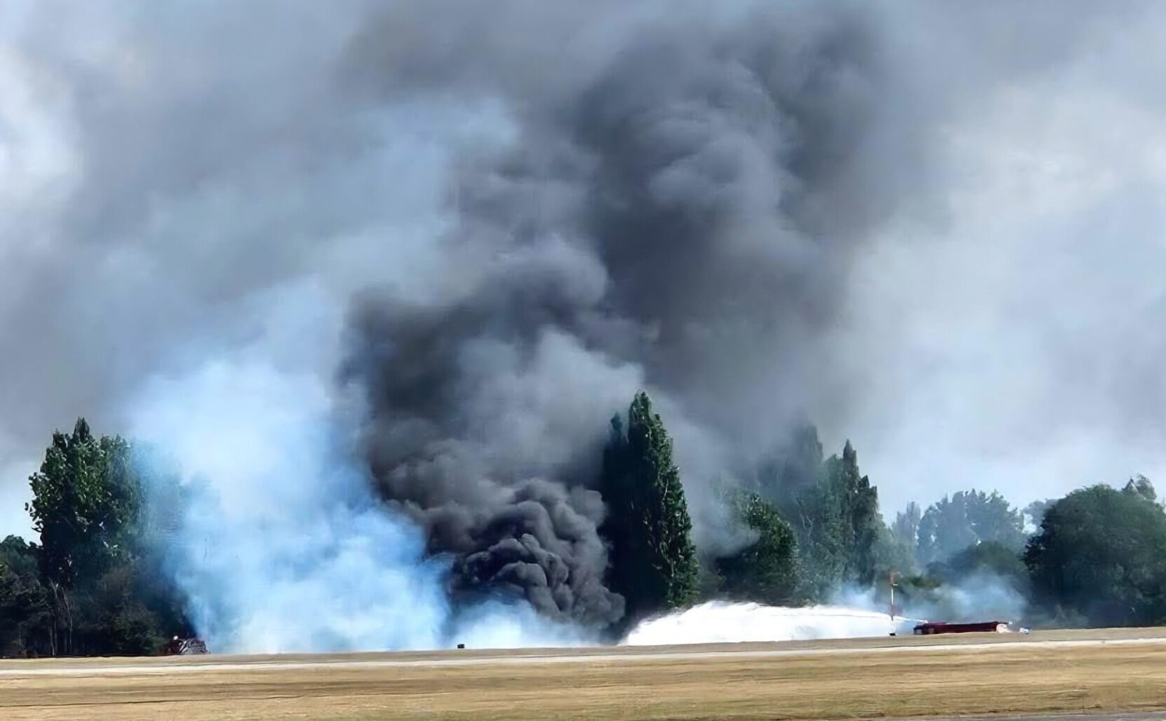 Southend Plane Crash: Four Dead in ‘Fireball’ Tragedy as Airport Remains Closed – UKNIP