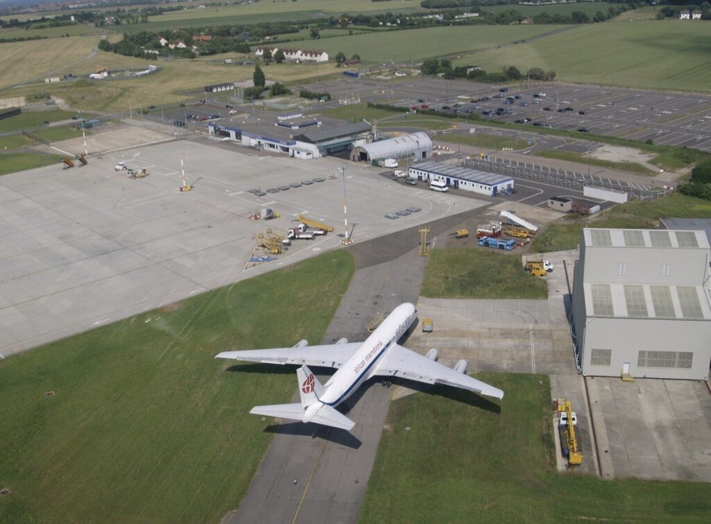 Manston Airport to Reopen in 2028 with One of UK’s Longest Runways for Low-Cost and Cargo Flights
