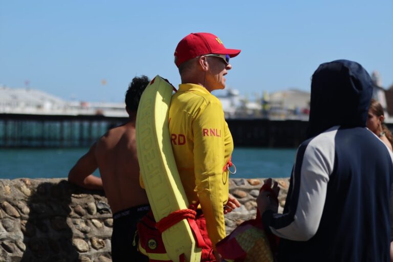 RNLI Issues Warning Over Groyne Jumping as Brighton Basks in 24°C Sunshine