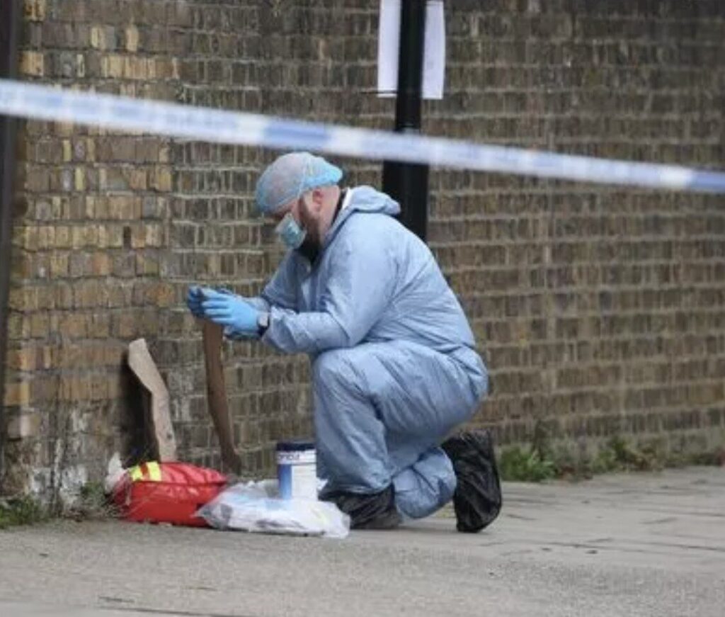 Willesden Stabbing: Man Rushed to Hospital as High Road Shut and Buses Diverted