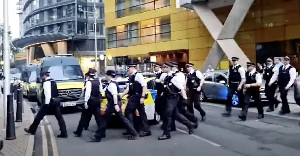 Met Police Investigating Disturbance at Marsh Wall Following Online Video Circulation