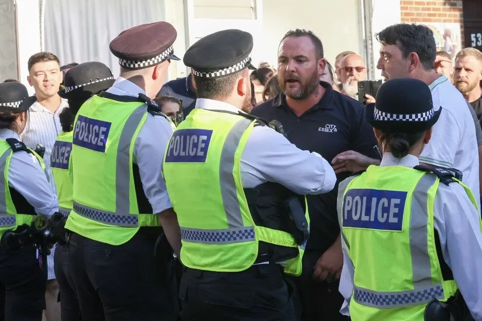 Bromley residents protest against migrant housing in their community