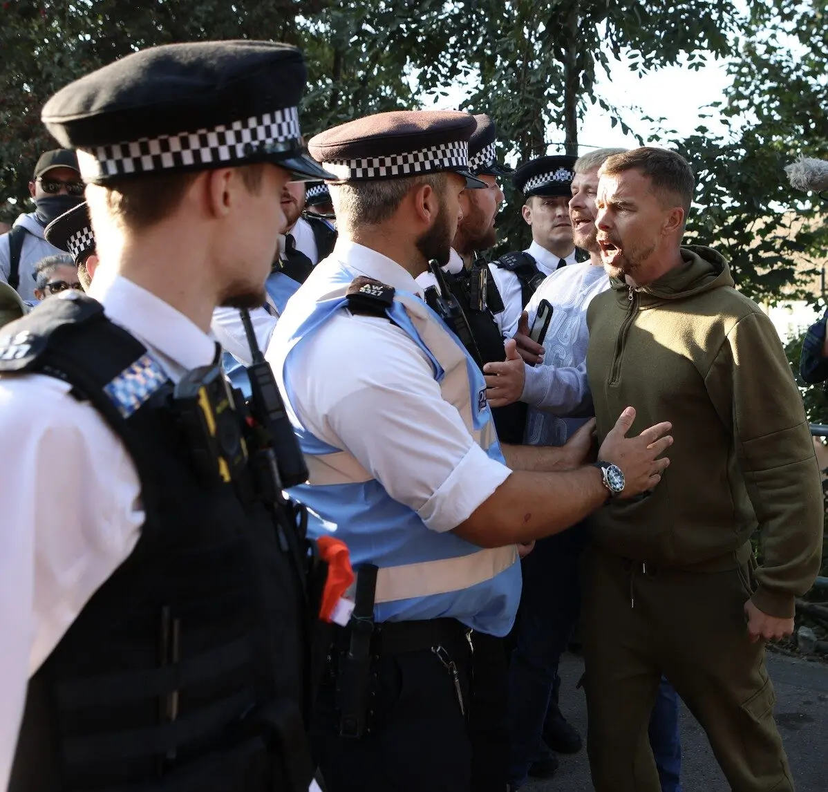 Bromley residents protest against migrant housing in their community