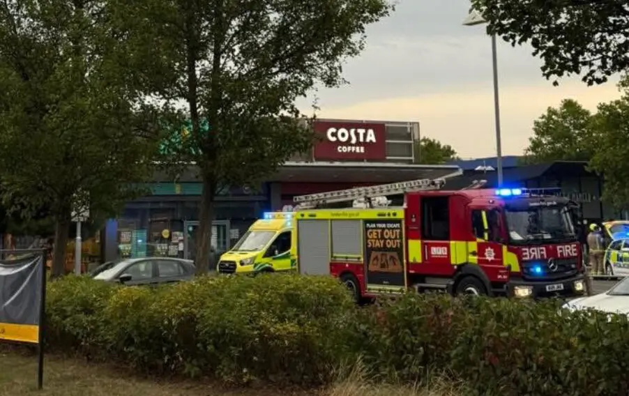 Two Injured in Suspected Corrosive Substance and Knife Attack in Orpington